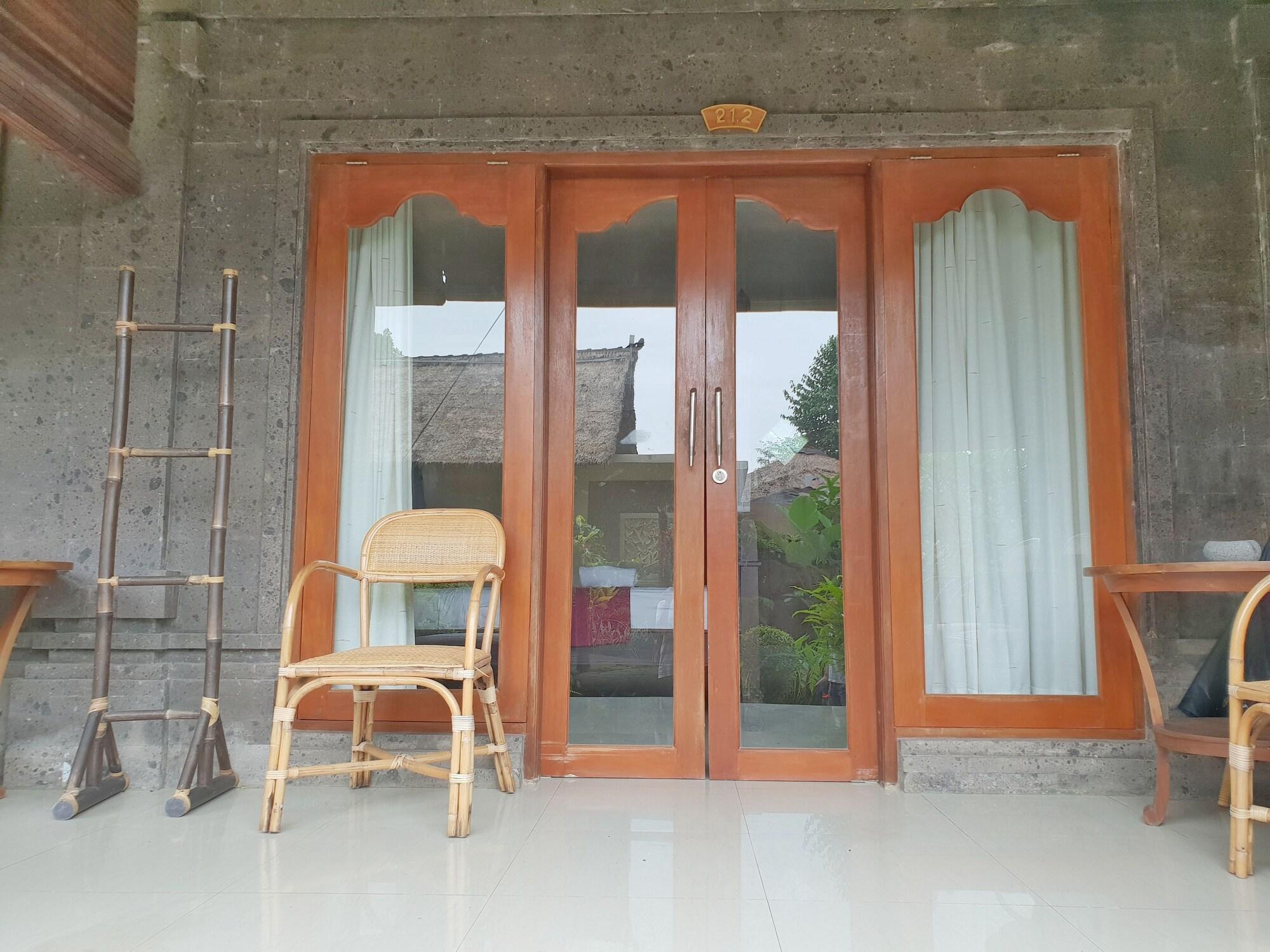 Отель Liyer House Lodtunduh Экстерьер фото